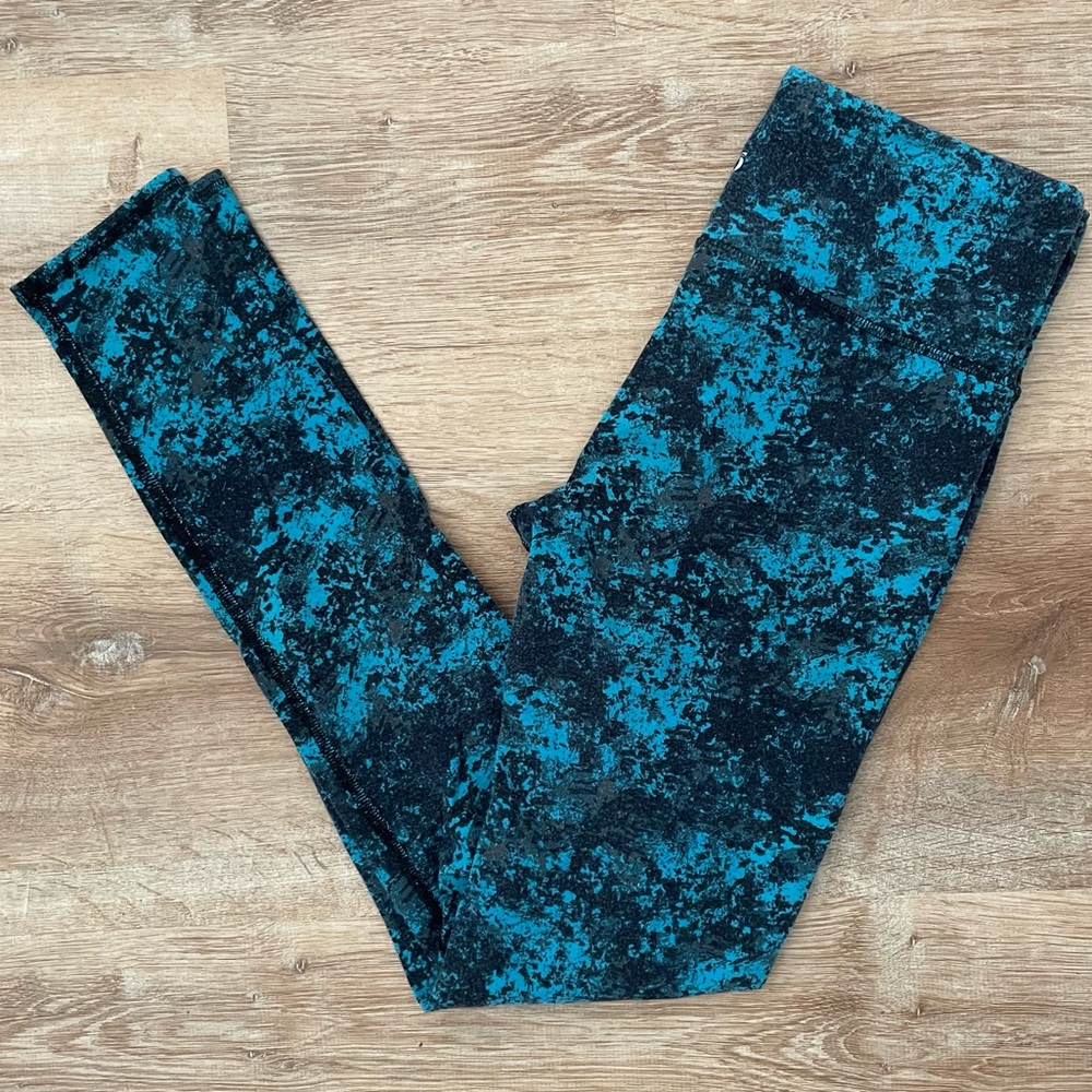 ALO Yoga Splatter Print Airbrush Legging- Small